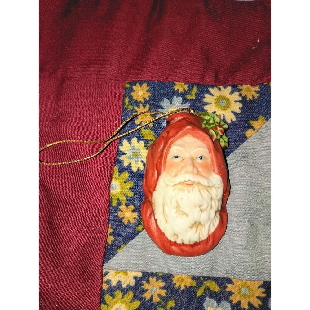 Enesco Flat Ceramic Santa Clause Face Ornament 1987 2.75"